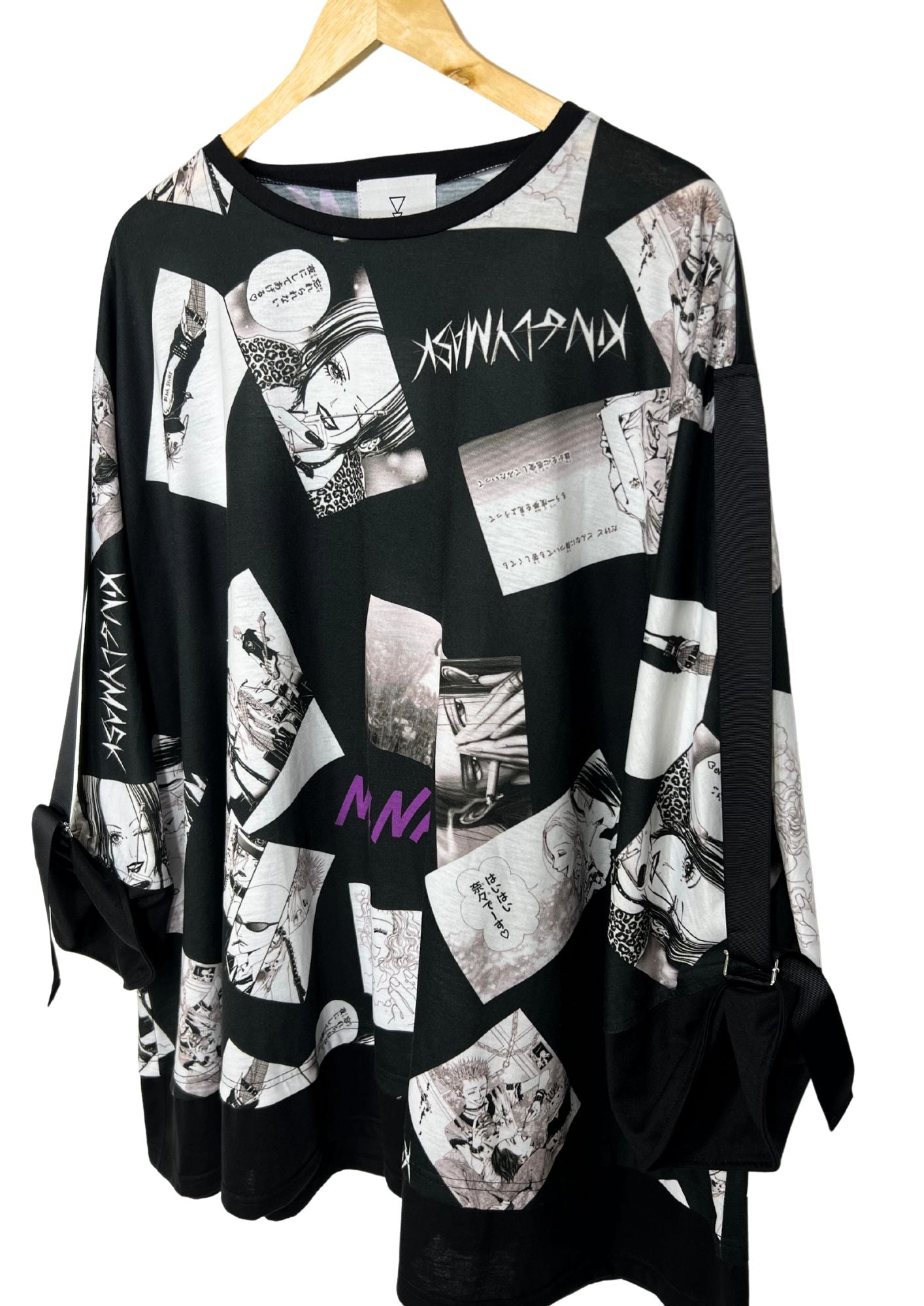 2020 NANA x KINGLYMASK Black Stones Cutsew
