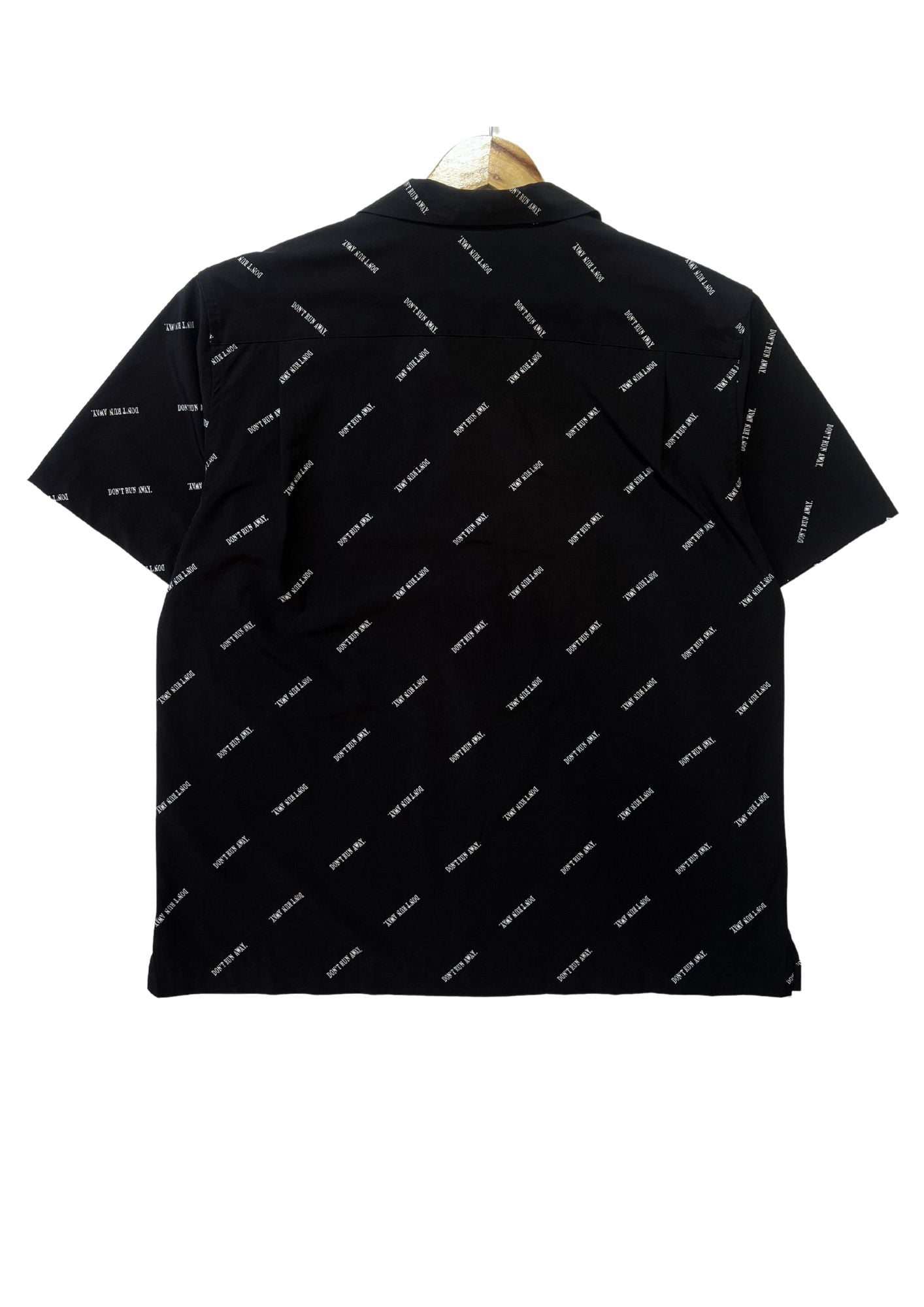 2020 Neon Genesis Evangelion x GU 'Don't Run Away' Button Up Shirt (M)
