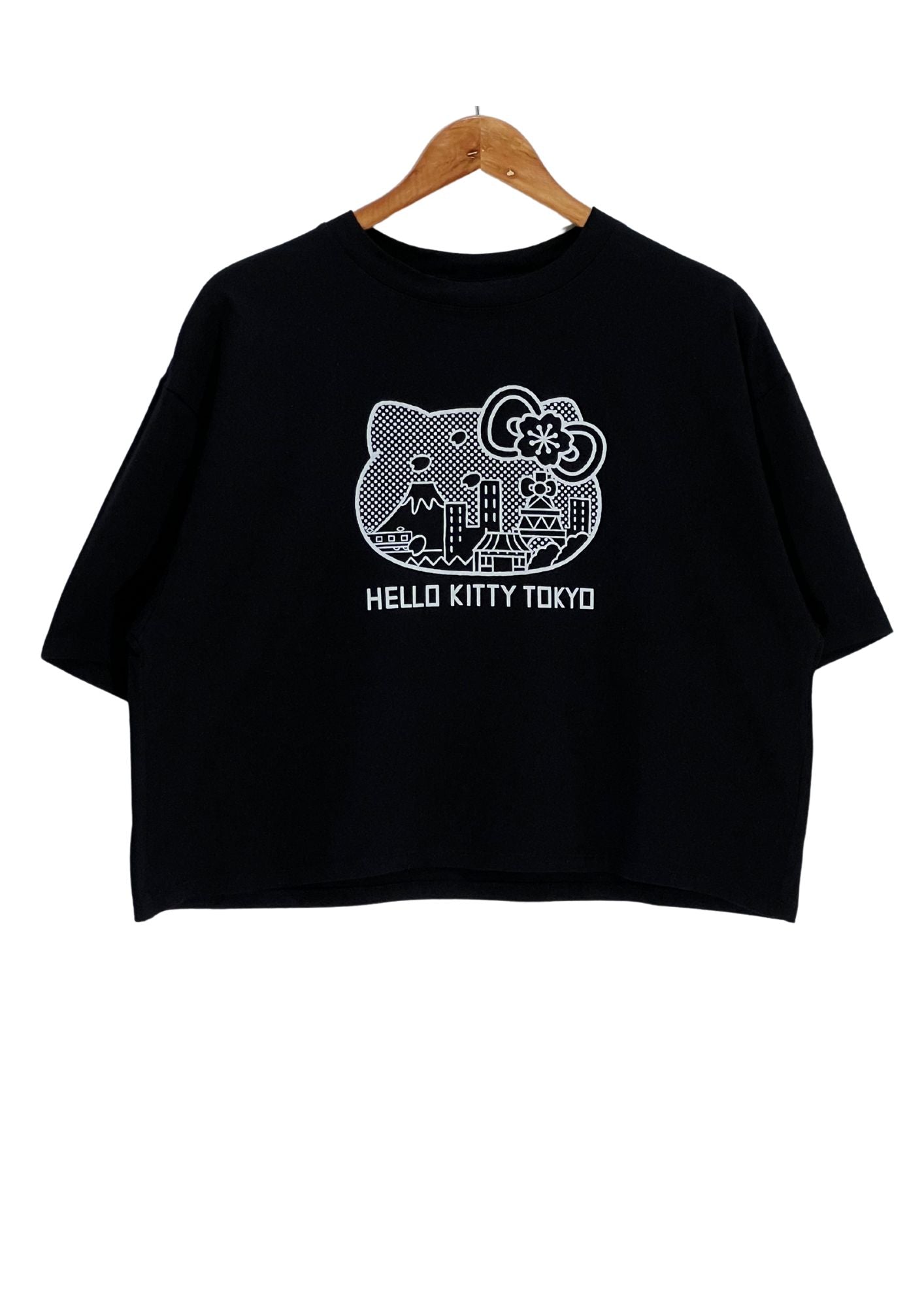 Sanrio Hello Kitty x GU 'Hello Kitty Tokyo' Boxy T-shirt (M Oversize)