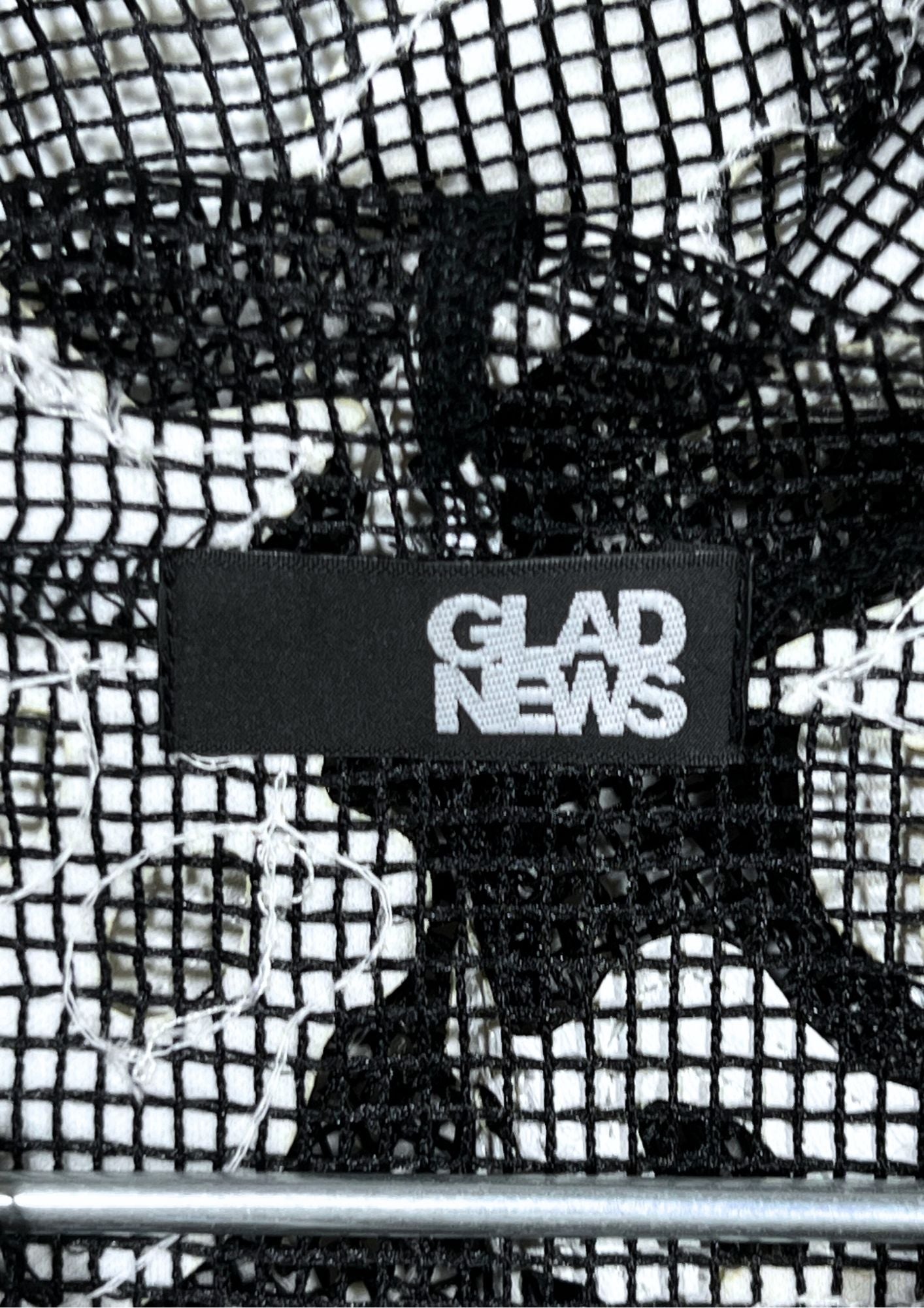 2000s Vintage GLAD NEWS 'Skulls and Stars' Mash Cropped Zip Up Hoodie (Ladies M)
