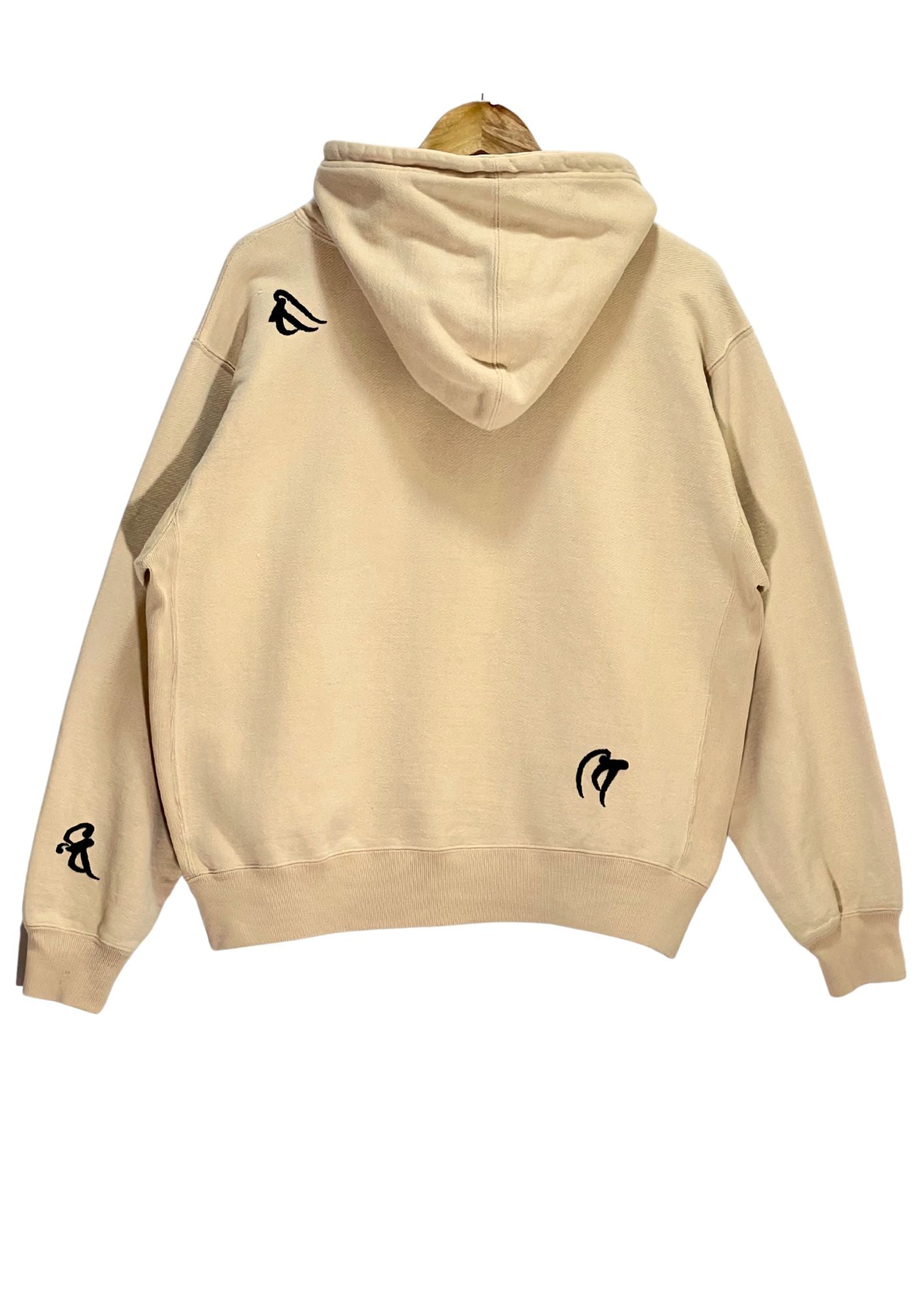 2010s CROPPED HEADS 'Chrysanthemum Samurai' Japanese Art Embroidered Hoodie (S-M)