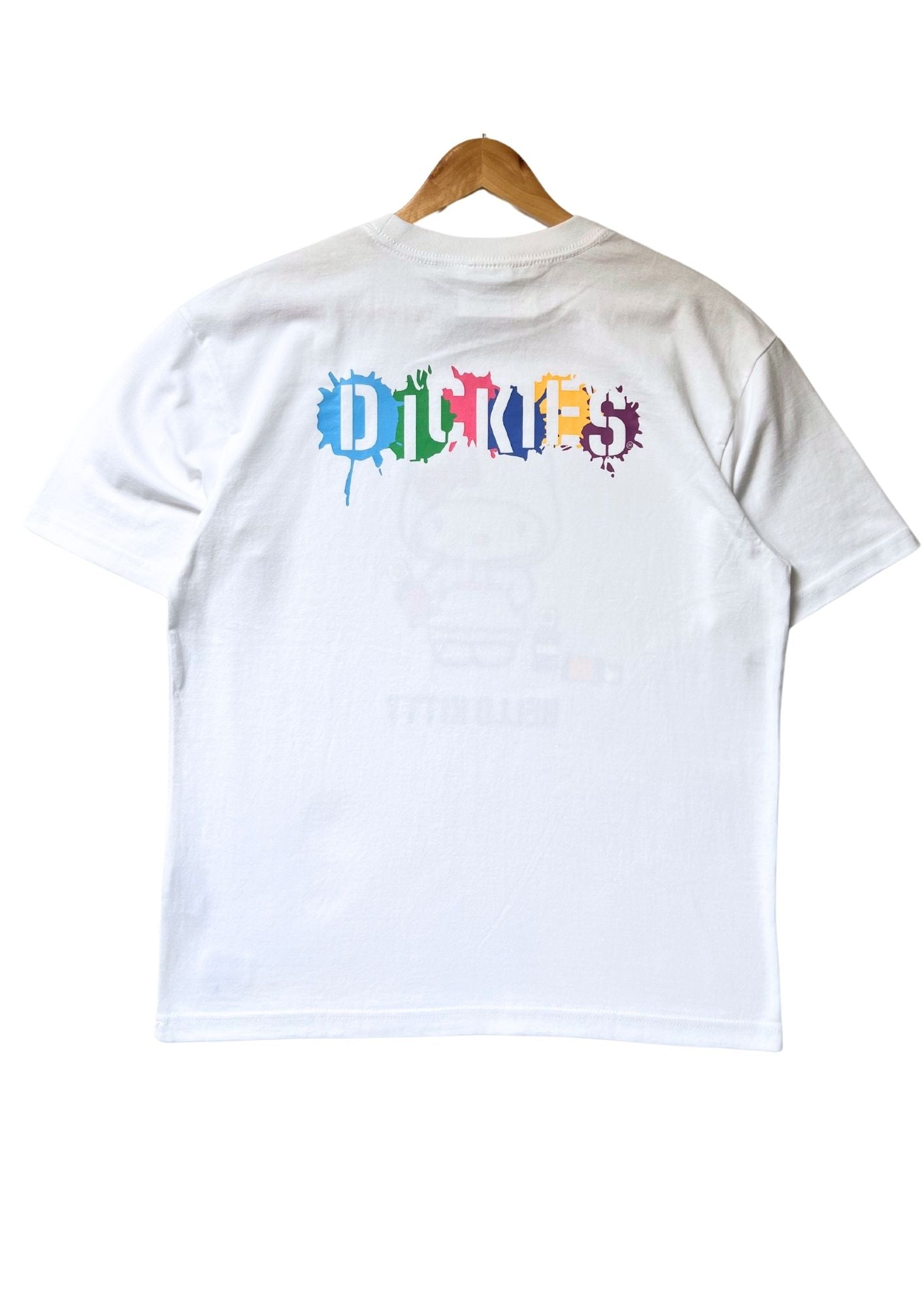 2018 Hello Kitty x Dickies 'Spray Painting Hello Kitty' T-shirt (Mens L)