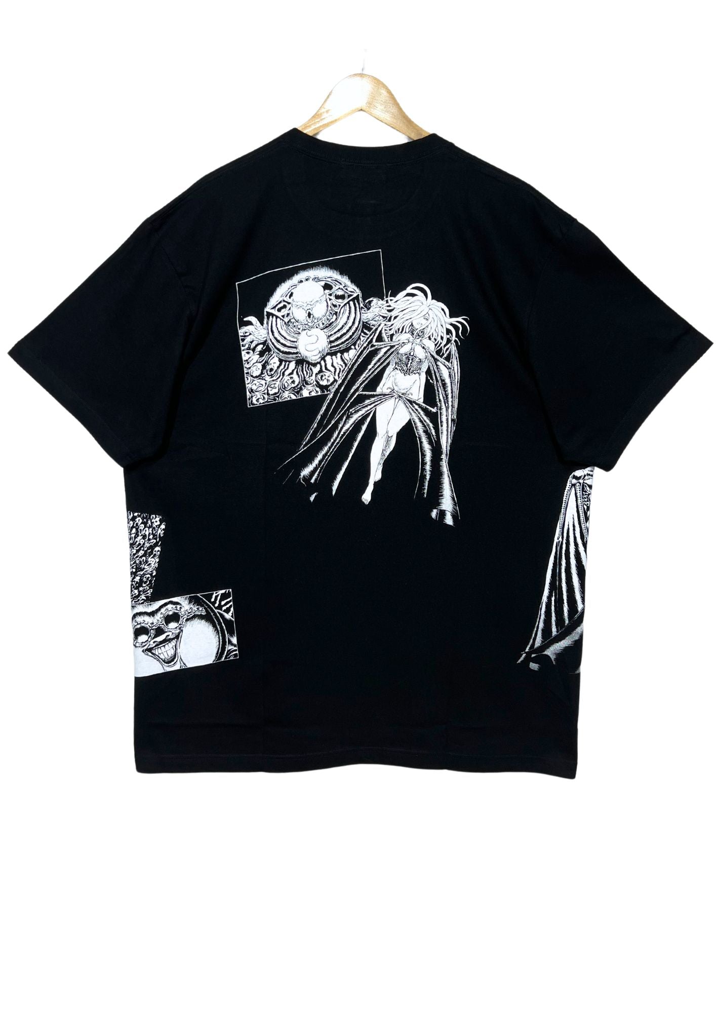 2021 Berserk x Gallery of Hakaba 'God Hand' Berserk Exhibition Limited T-shirt (XXL)
