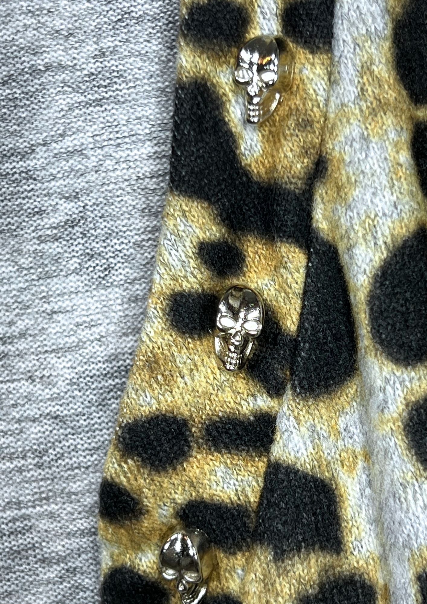 2000s Vintage GLAD NEWS 'Leopard Print and Skull Studs' Cardigan (Ladies M)
