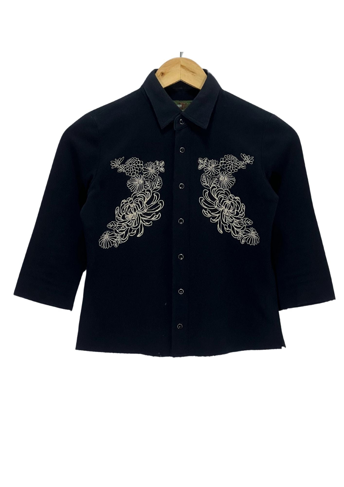 2000s GLAMDY 'Chrysanthemum' Embroidered 3/4 Sleeve Top (Ladies S)