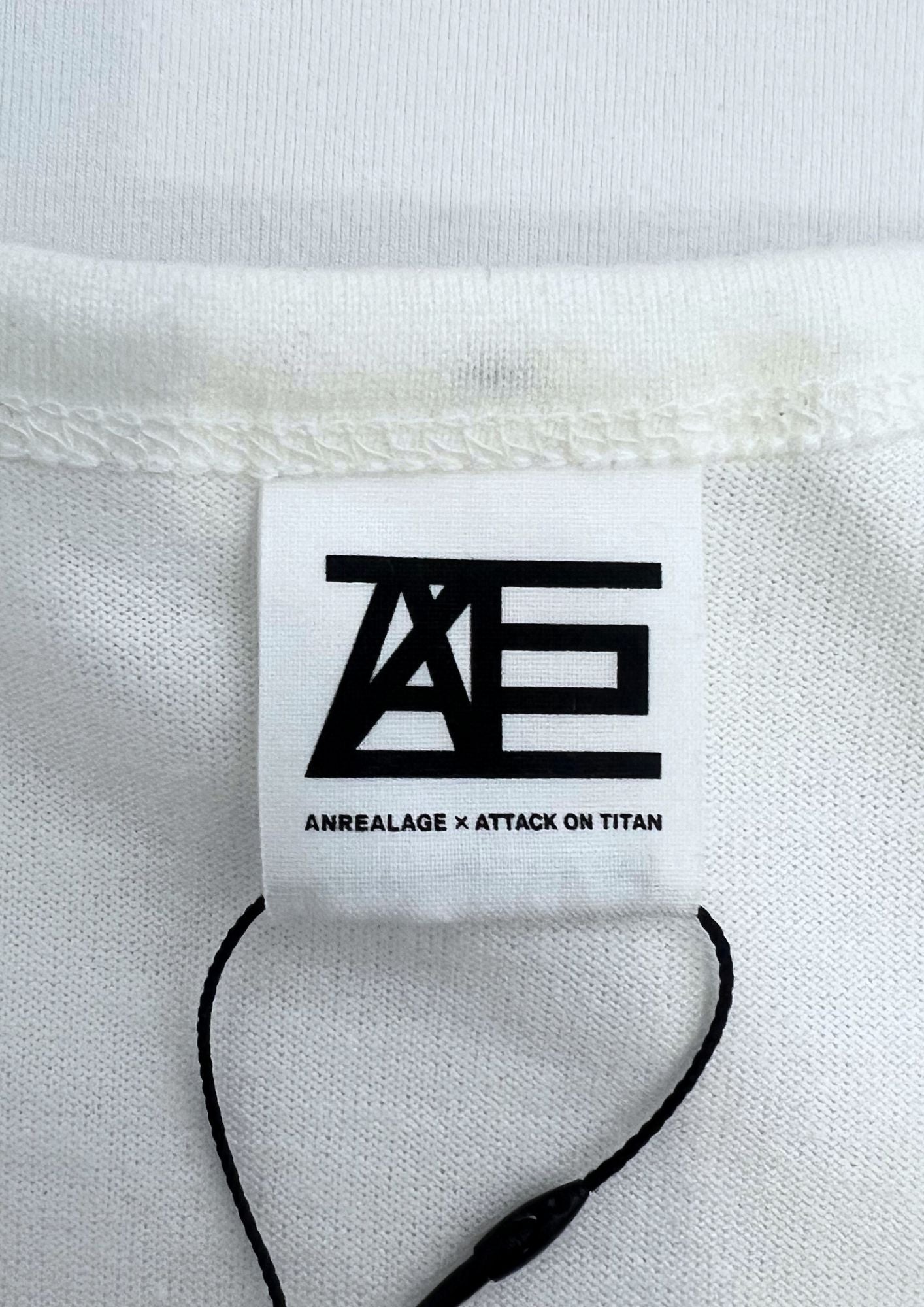 2015 Attack on Titan x ANREALGE Armored Titan 03 UV Print Changing Colour T-shirt
