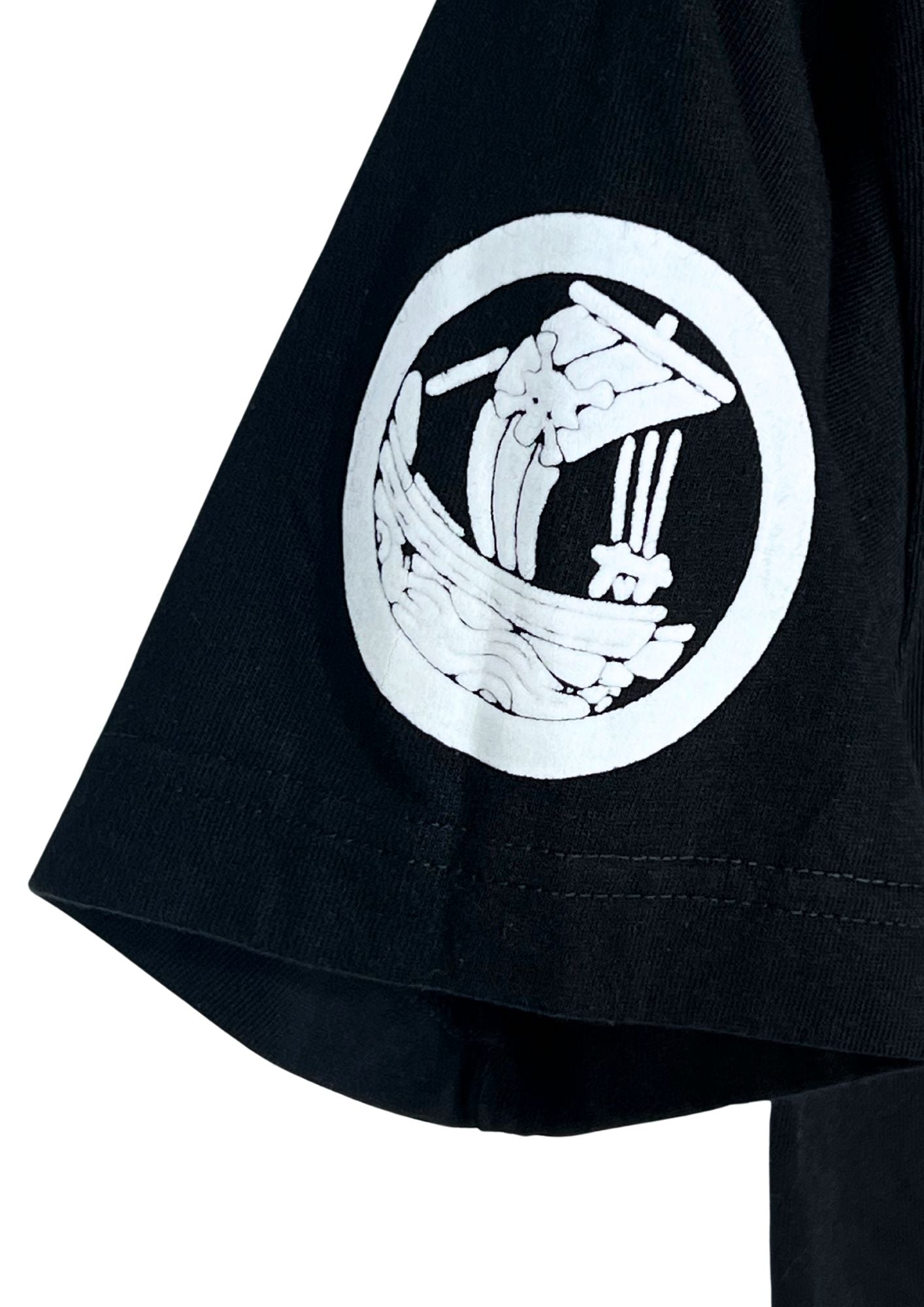 2010 One Piece x Mukashi Mukashi Pirates Symbol Puff Ink T-shirt