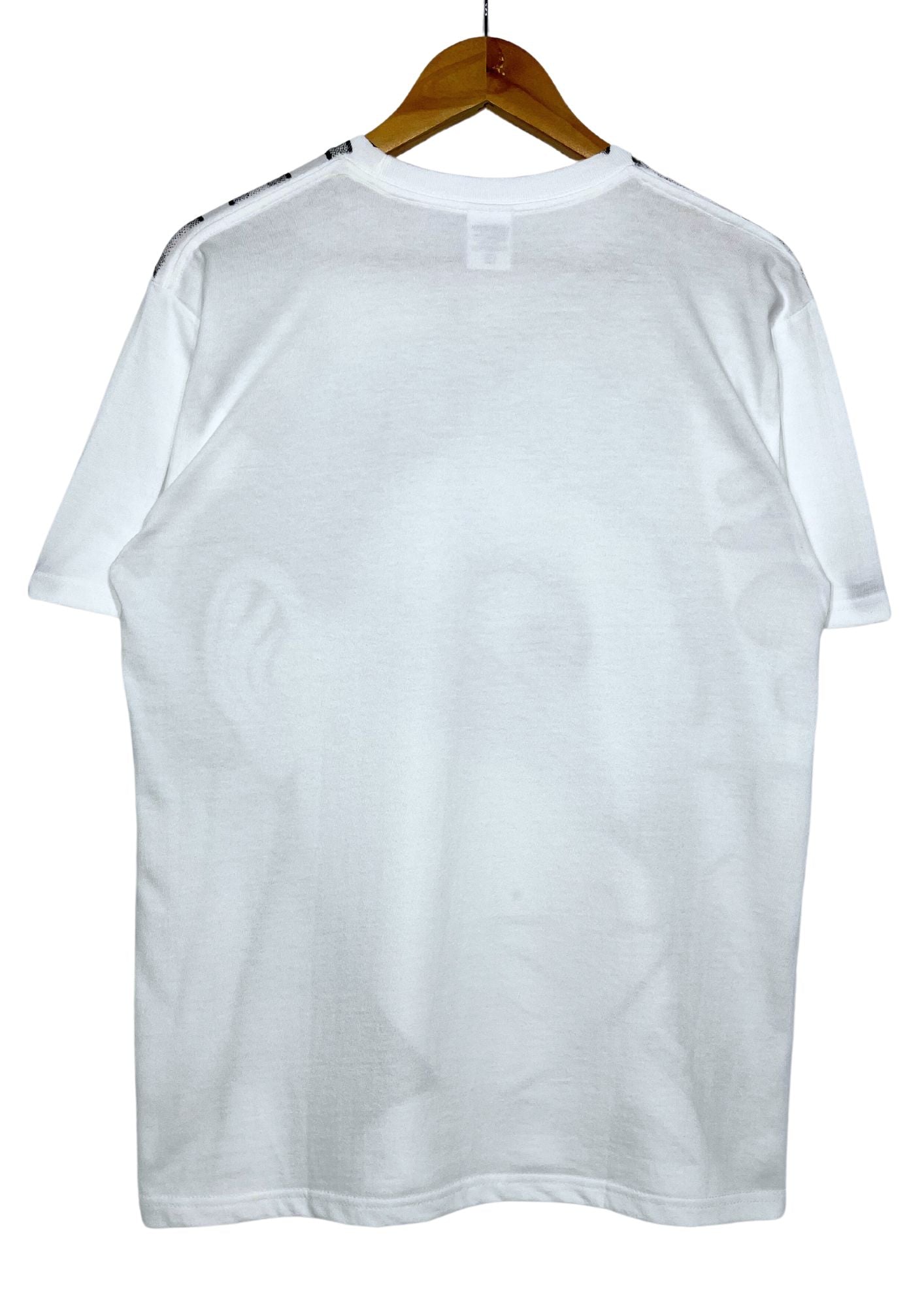 2018 Baki the Grappler x Village Vanguard Cafe Limited Collaborate Endorphin T-shirt