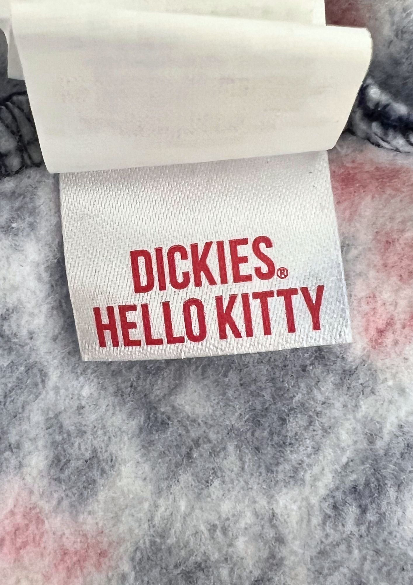 2010s Hello Kitty x Dickies Kitty Camo Zip-Up Hoodie