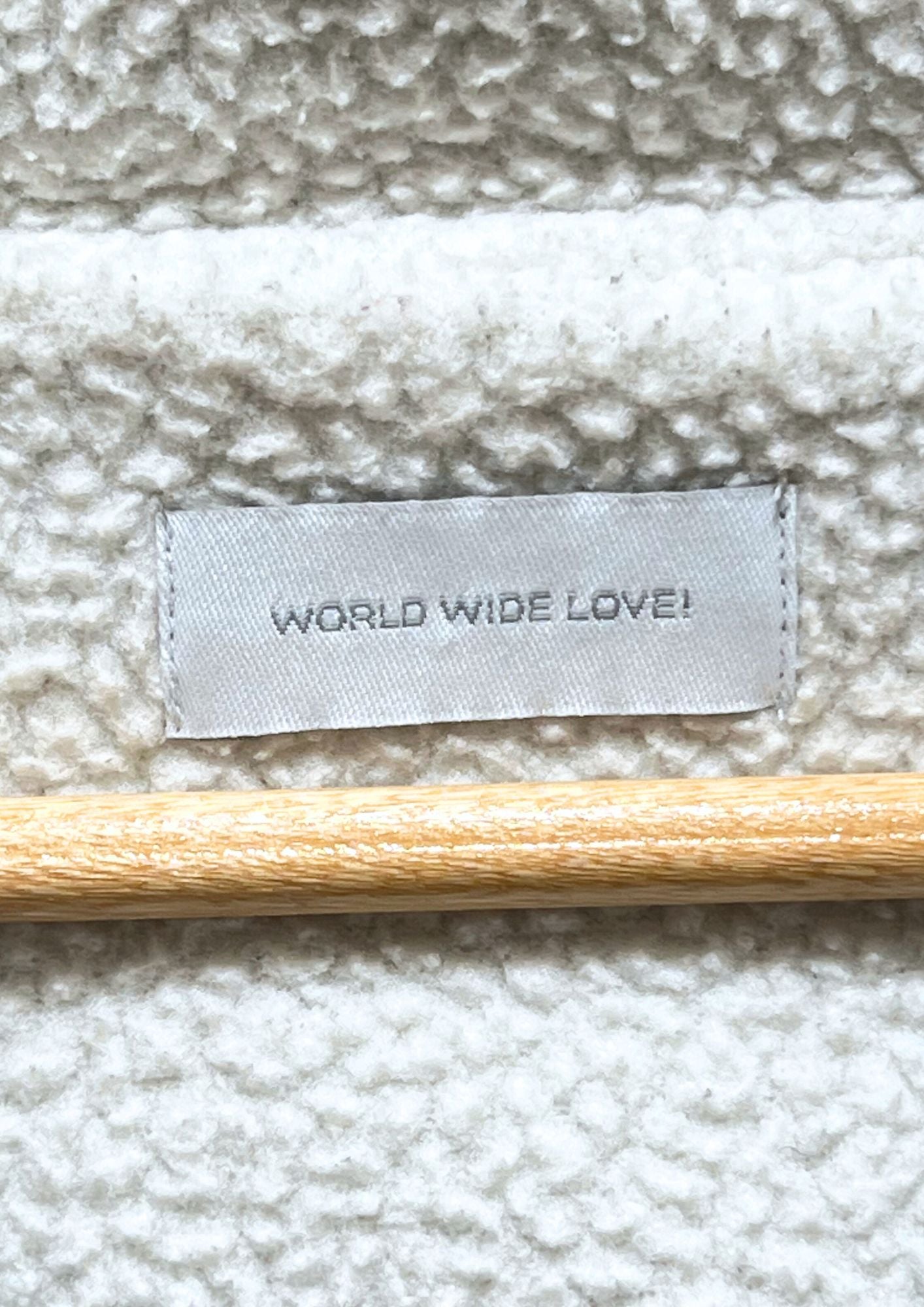 2000s WORLD WIDE LOVE Allover Print Zip-Up Hoodie (M)
