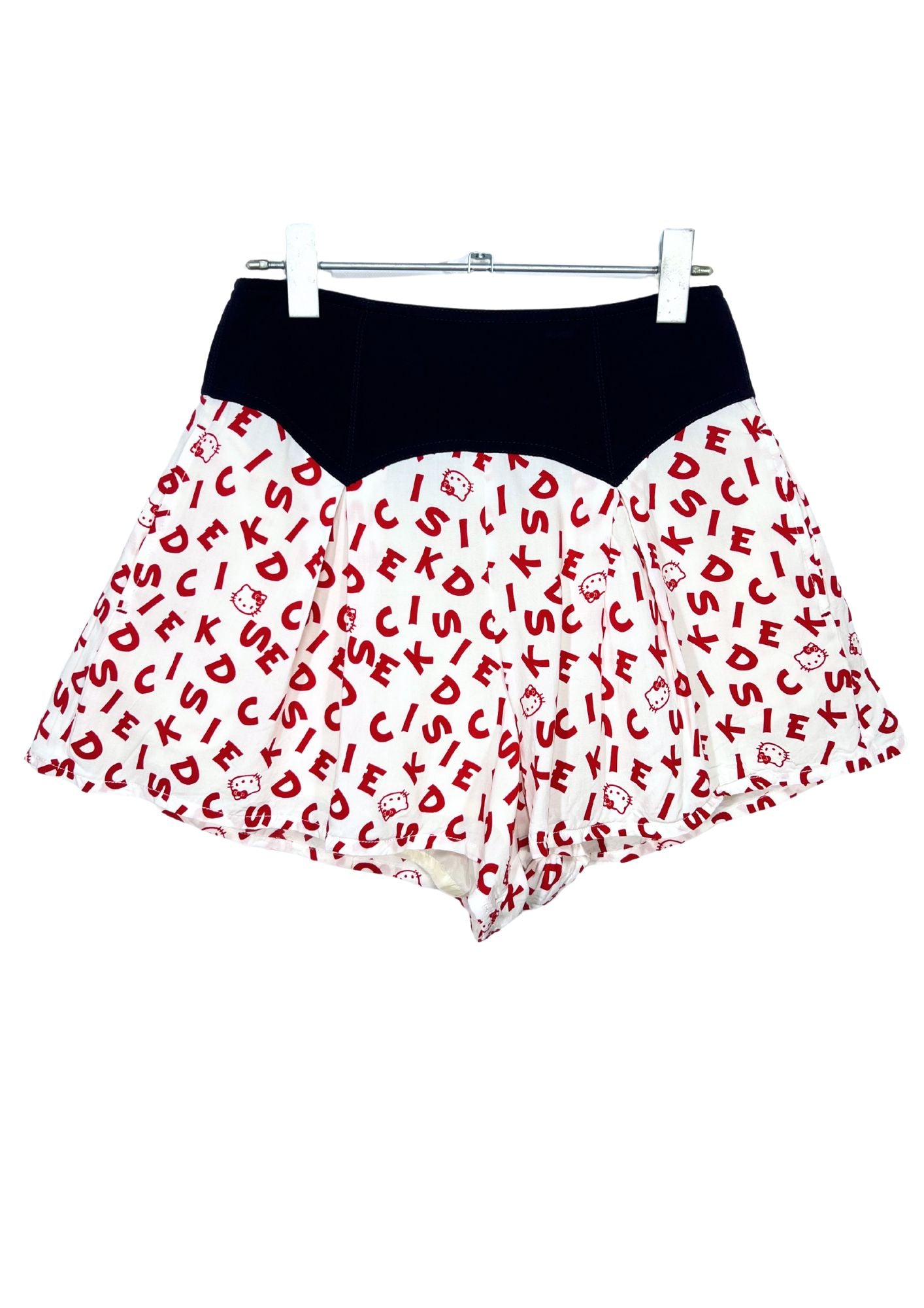 2015 Hello Kitty x Dickies Skirt Shorts (27")