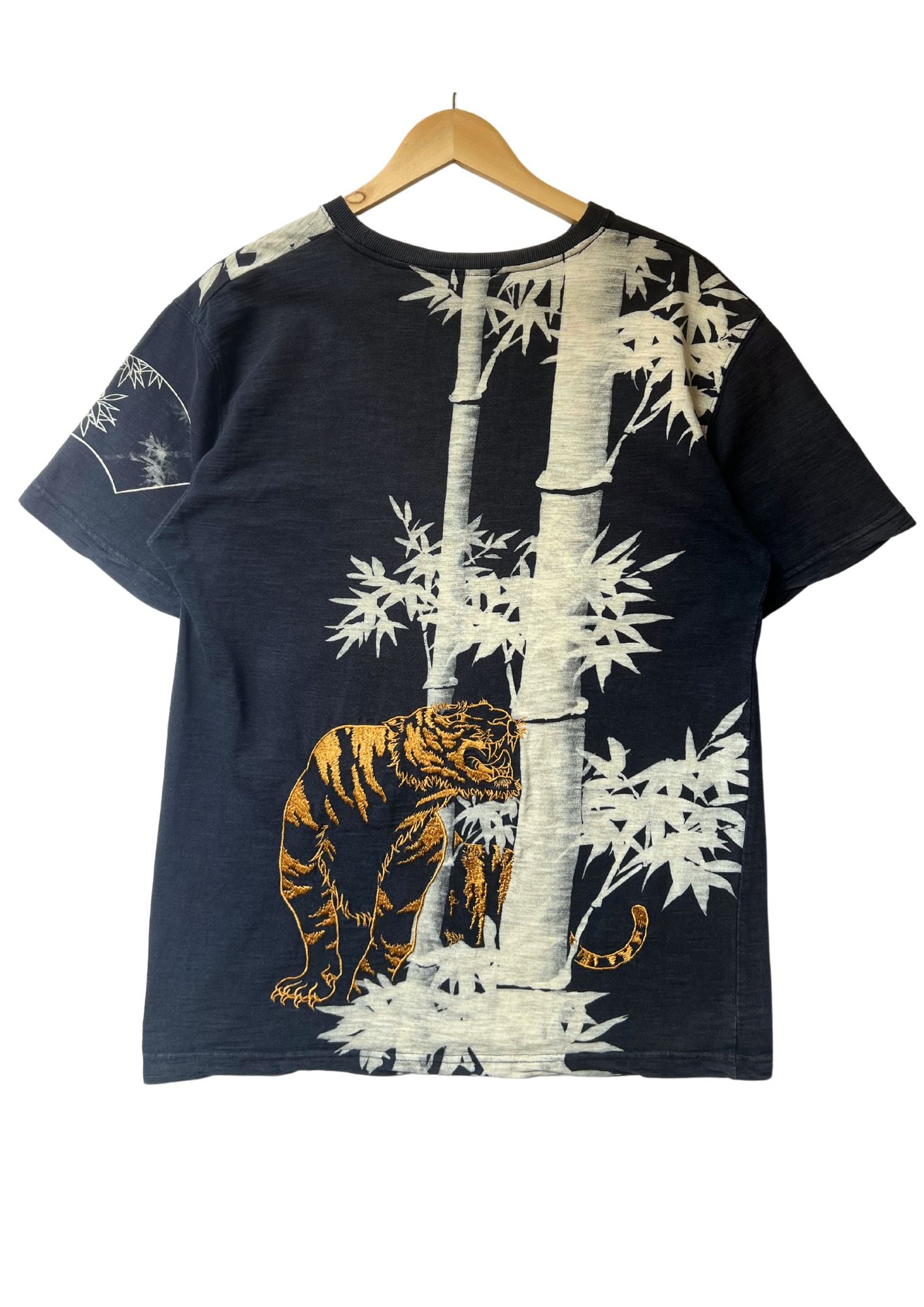 CROPPED HEADS 'Tiger with Bamboo' Japanese Art T-shirt (M)