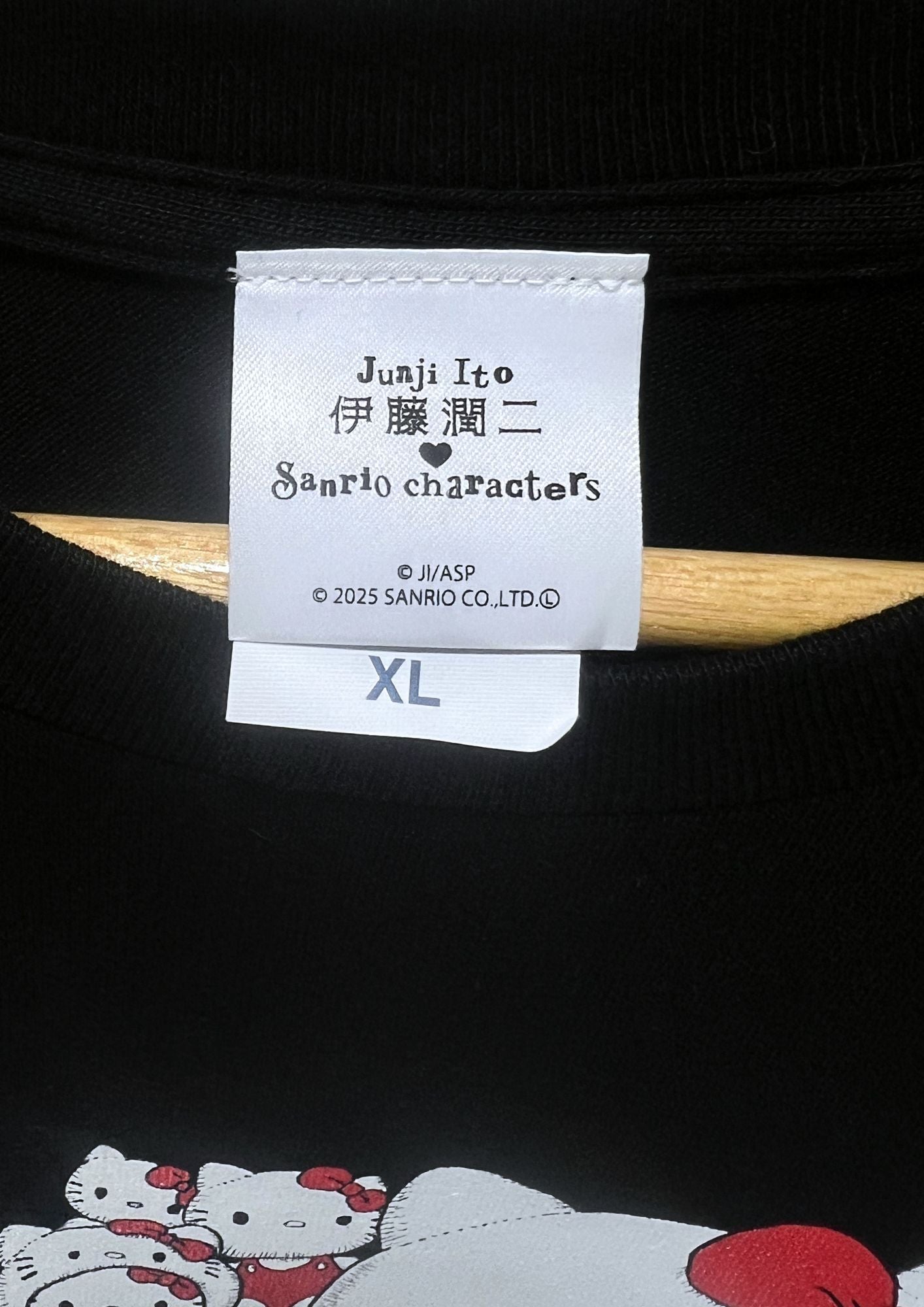 2024 Junji Ito x Sanrio Hello Kitty 'Tomie & Hello Kitty' L/S Shirts (XL)