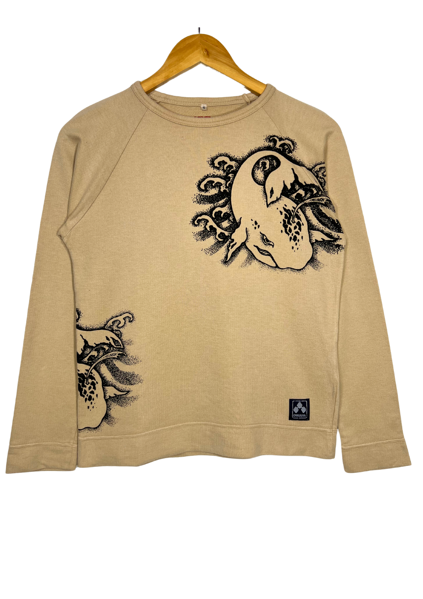 CHIKIRIYA 'Wave Whale' L/S Light Sweater Raglan Shirts