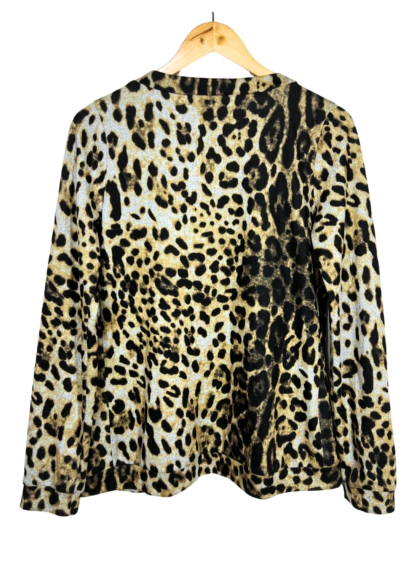 2000s Vintage GLAD NEWS 'Leopard Print and Skull Studs' Cardigan (Ladies M)