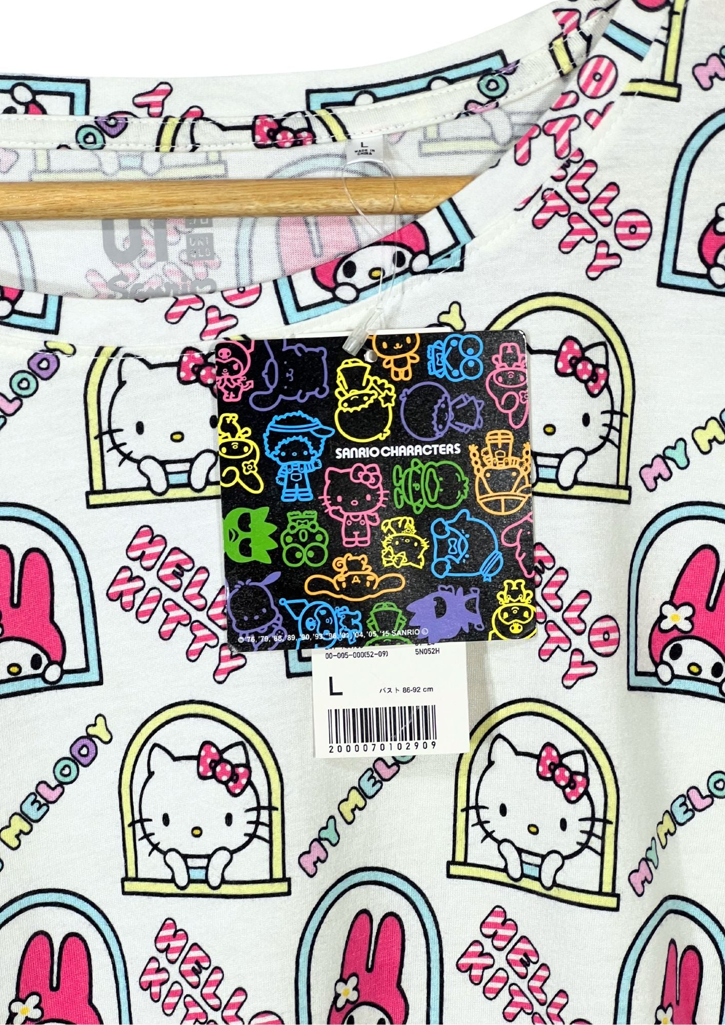 2015 Hello Kitty x UT 'Hello Kitty and My Melody' All Over Print T-shirt (Ladies M-L)