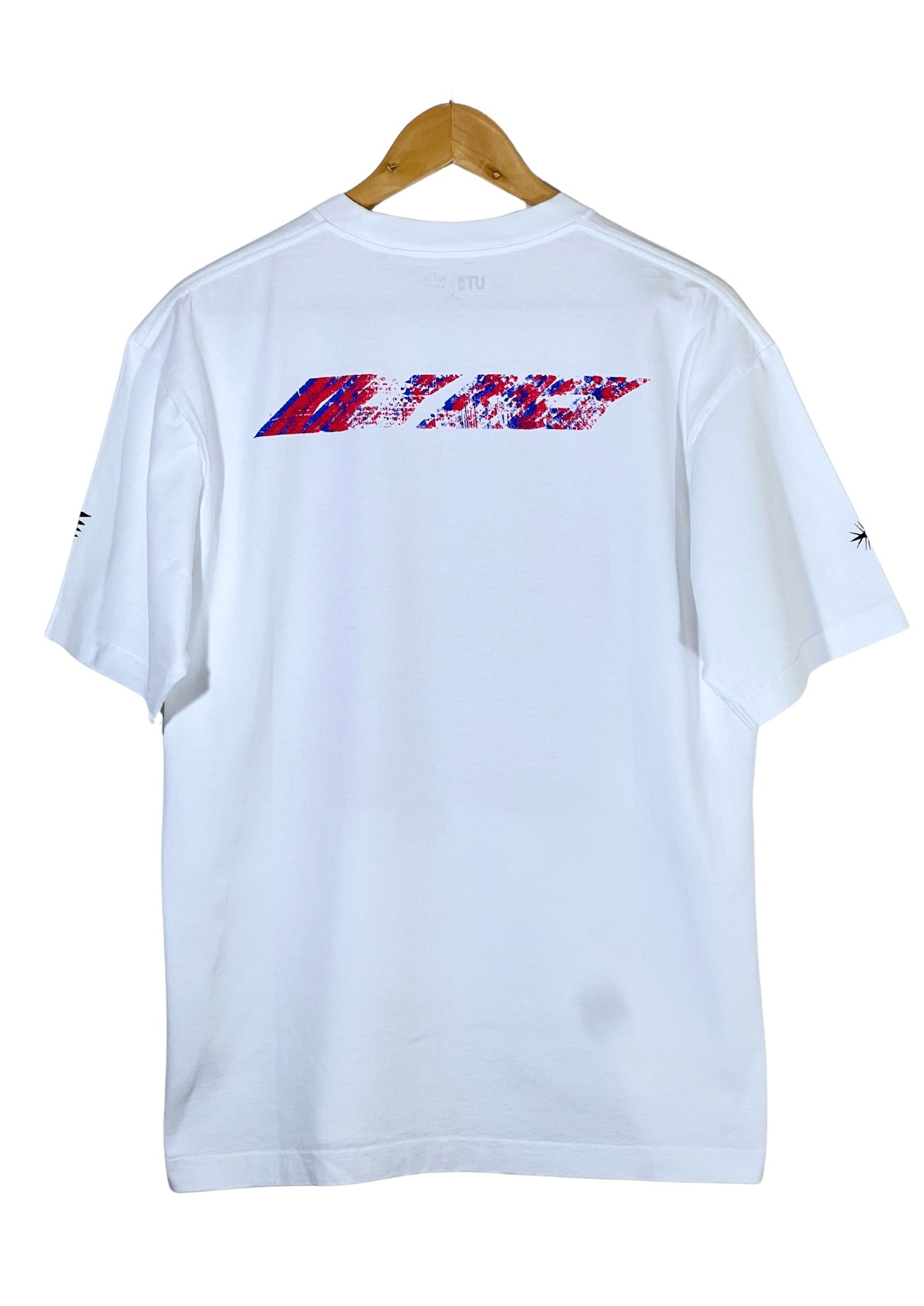 2024 KENSHI YONEZU x UT ‘Chainsaw Man-Kick Back’ T-shirt (M)